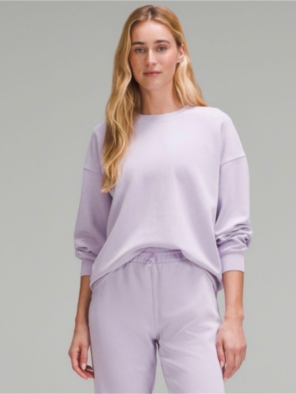 lululemon softstreme perfectly oversized cropped crew size-4 in lilac ether